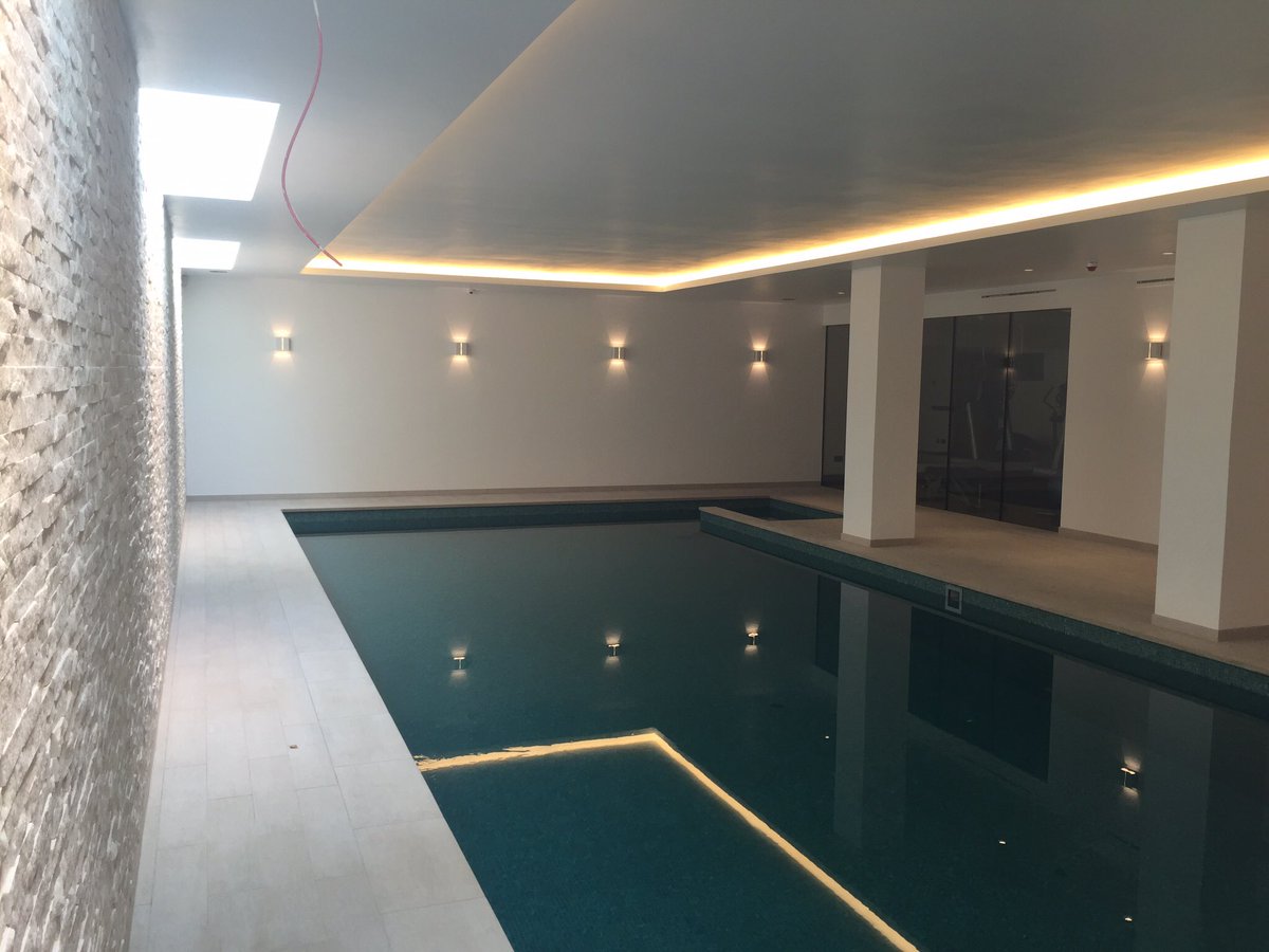 ChalfontElec's tweet image. Our Hampstead Project is really starting to look amazing. Last push! @deltalight @iGuzziniUK @Kev_Wooldridge #UKLed