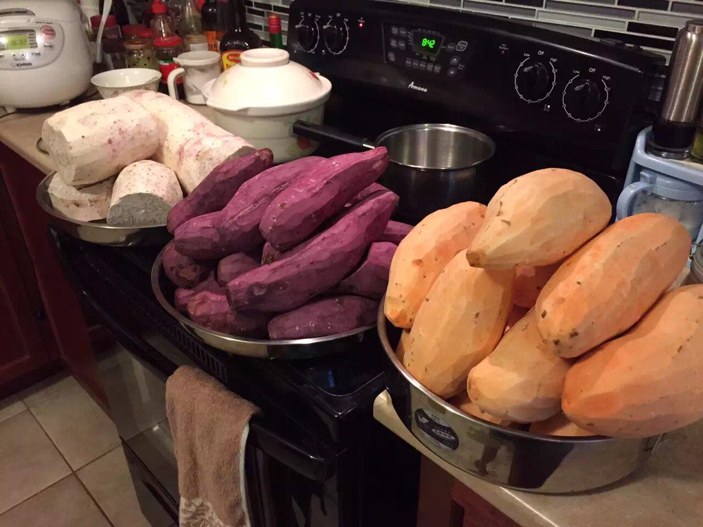 CharlottesTea's tweet image. 🔊🔊Charlotte-Tea Special🙇
🎉🎊👉Homemade Taro Q Ball👈
Available on Sat (21th May)💃🏼💃🏼Reserve will be accepted right now😘