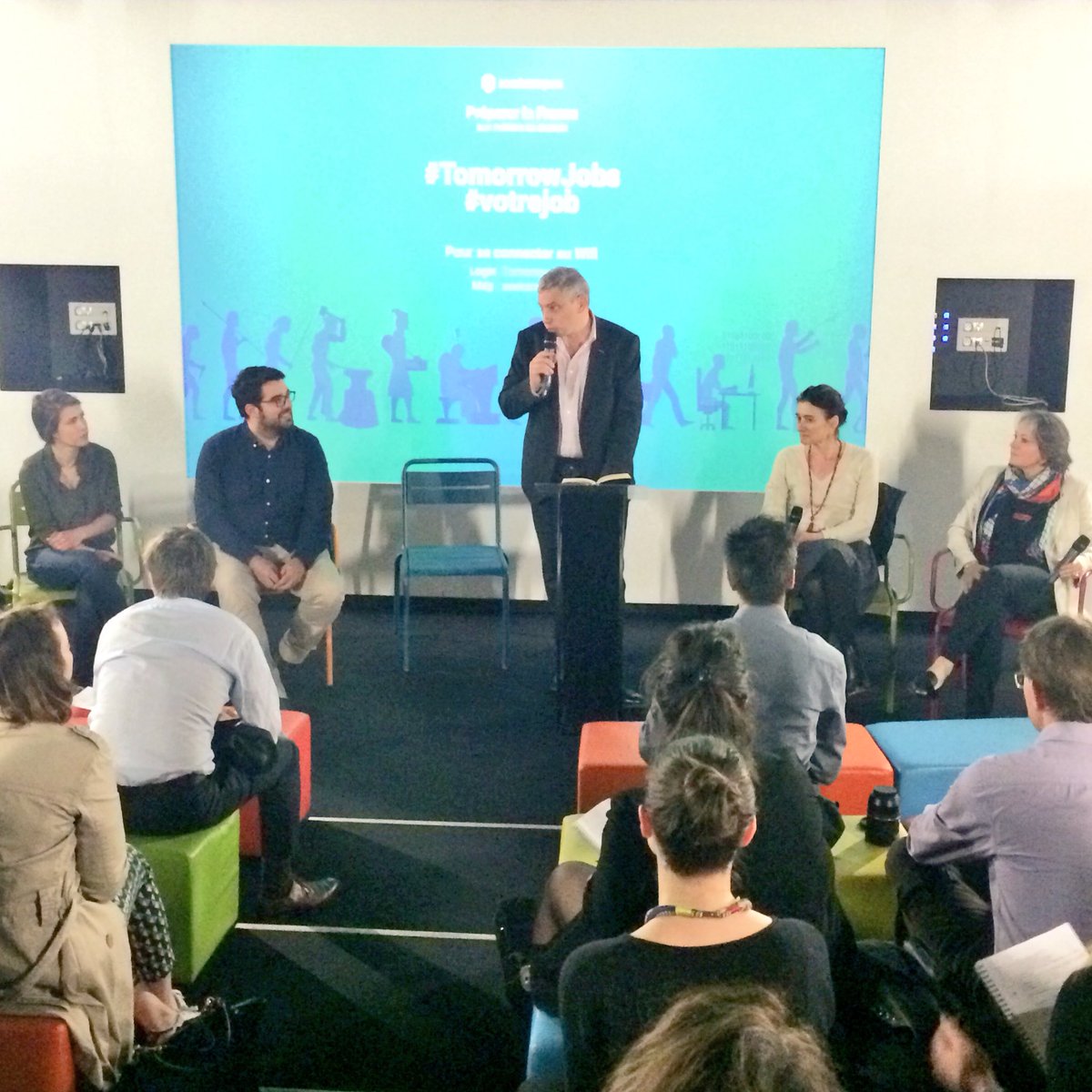 #Débat sur le Campus Management : renforcer les Relations Écoles Entreprises #TomorrowJobs #VotreJob