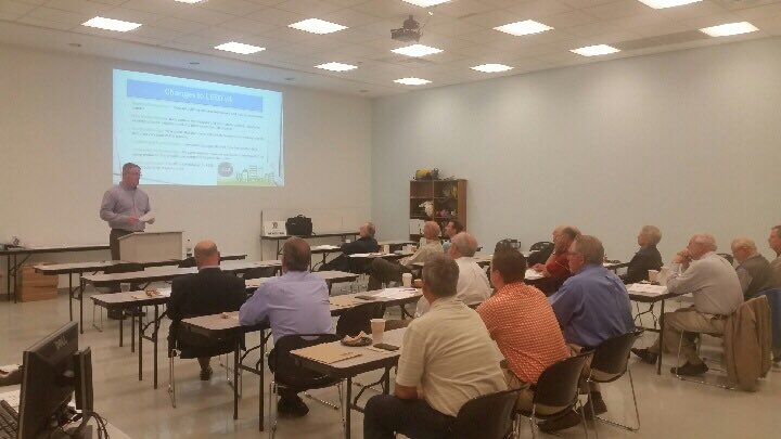 NegwerMaterials's tweet image. Learning about #LEEDv4 with @CLARKDIETRICH at our morning #KnowledgeSeminar today!