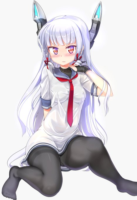 そろそろ叢雲の服が汗で透けはじめてくる季節ですね 