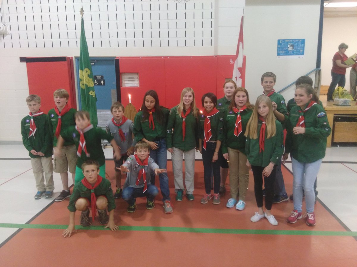 68thScouts's tweet image. 8 new scouts for next year! Congrats on your investiture into the 68th London Troop