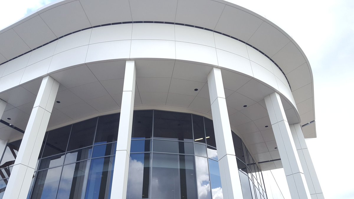 indbuild's tweet image. Canopy close up at the Nice-Pak project in Wigan, working alongside @VINCI @VINCIConstruc