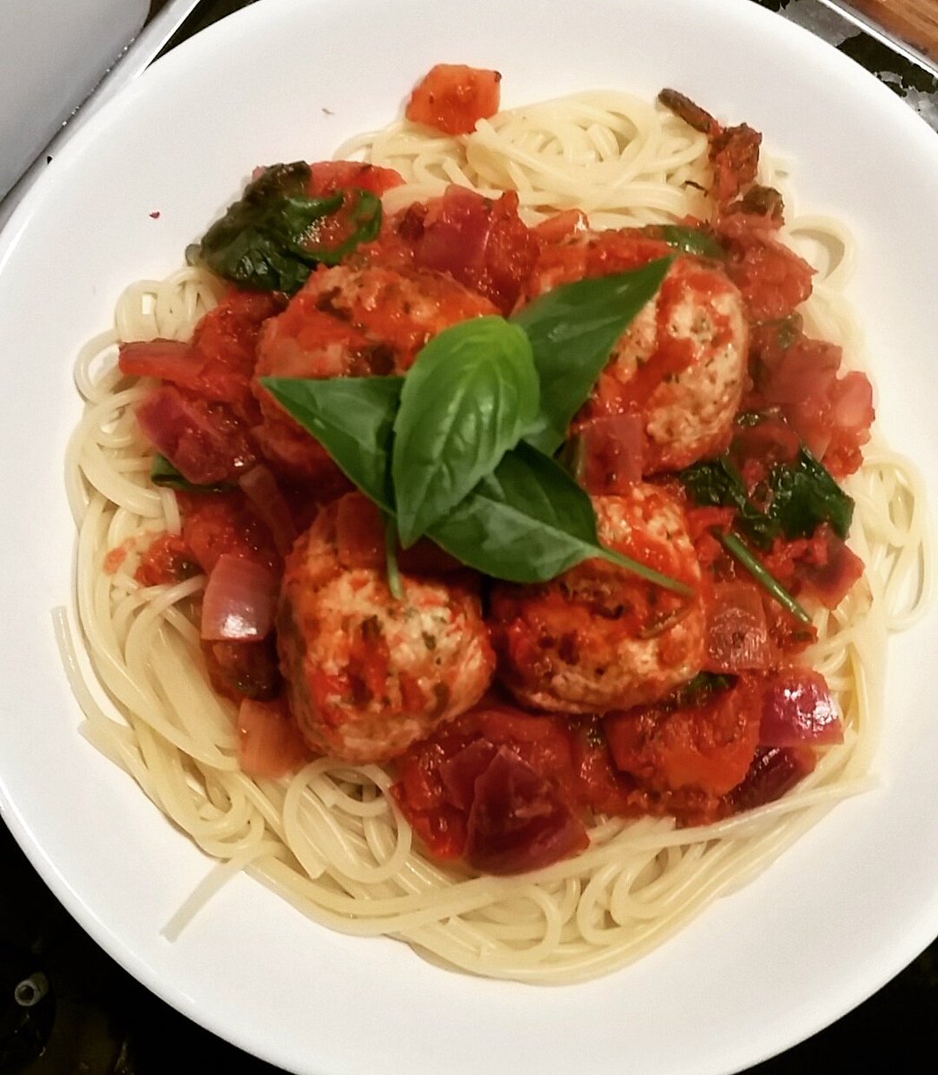 be_you_tiful15's tweet photo. Another tried&amp;tested recipe from @thebodycoach #leanin15😆 👌 🍝!#delicious #nutritious #recipe #healthyliving https://t.co/SCl10bgjvD