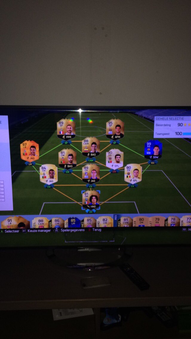 dinoferon's tweet photo. 190 FUT DRAFT! 💯💥
@MReegen @markvanhartenn @FCRoelie @DoNotPressNL @MattHDGamer @Fifalosophy @FifaZlatanNL https://t.co/G8nV8cQC5T