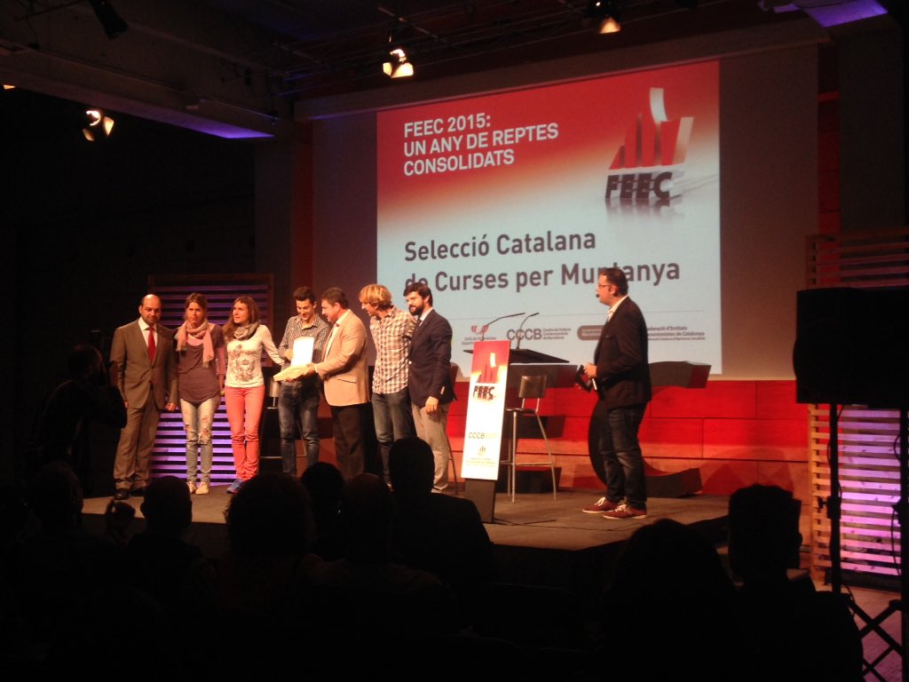 Pugen els esportistes de la Selecció Catalana de Curses per Muntanya! <a href="/pererullan/">Pere Rullan</a> <a href="/OrgueLau/">Laura Orgué</a> Eric Moya i <a href="/acunatram/">Marta Molist</a>