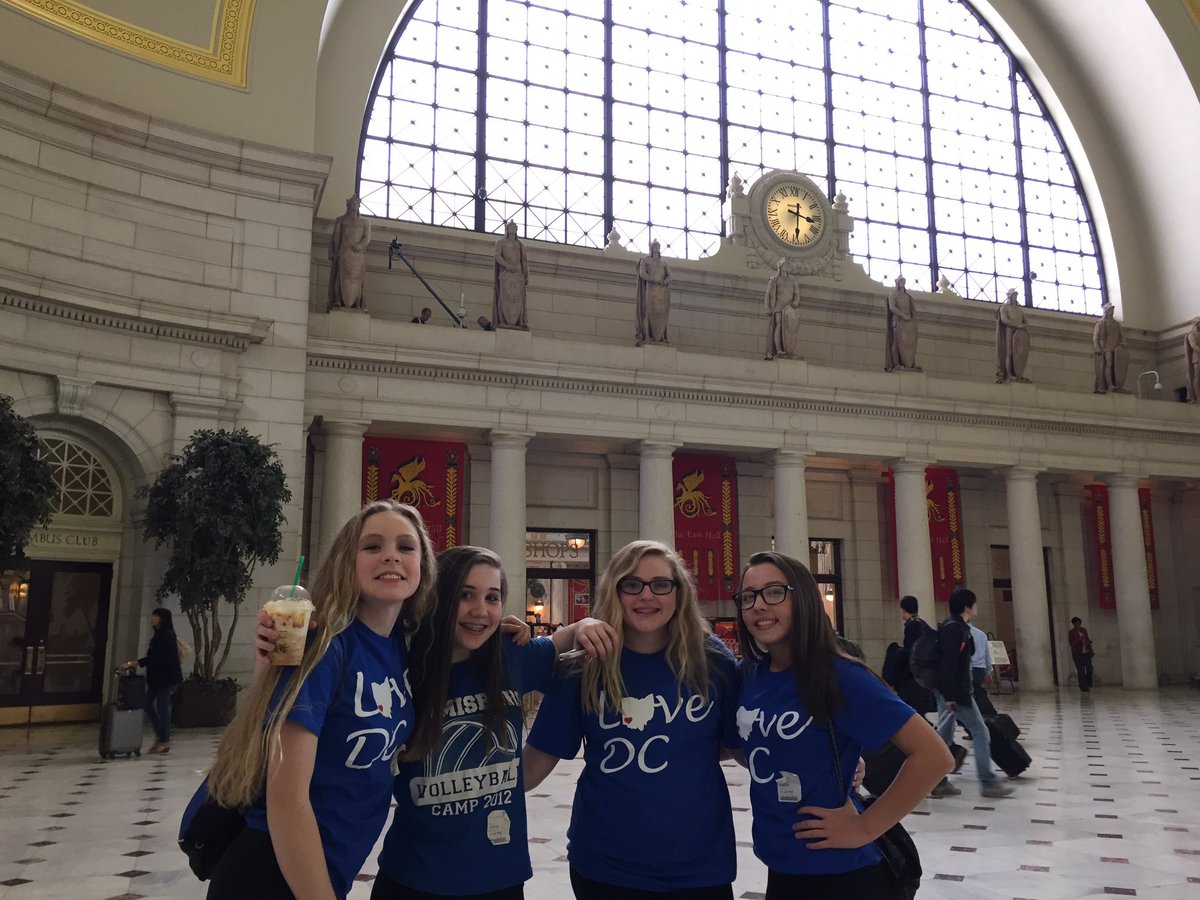MMSTeam10DC's tweet photo. Hanging out at Union Station! https://t.co/9HoQbVzi0h