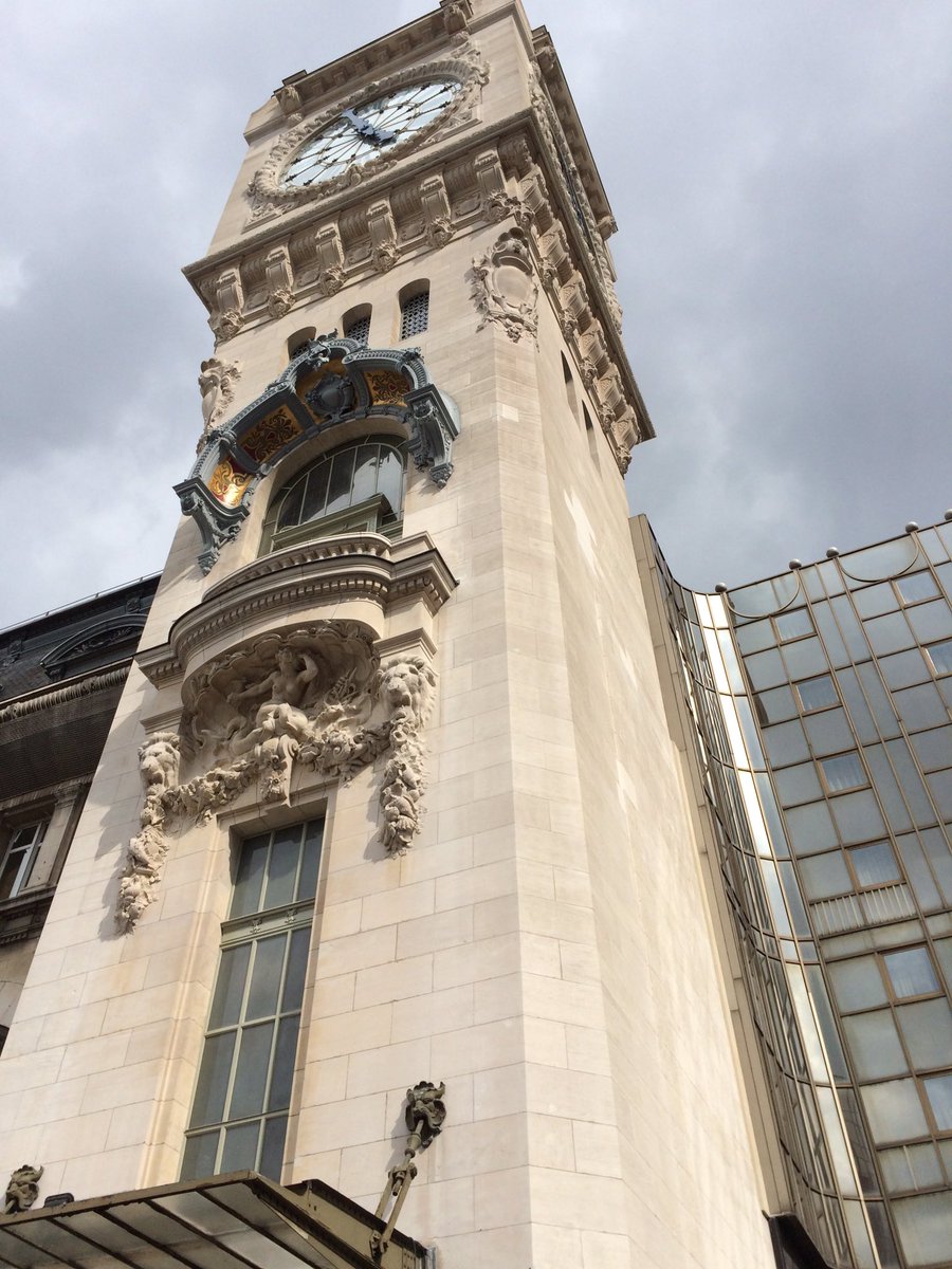 winekath's tweet photo. My current view #differenttower #differentwine. @hillsidewines https://t.co/UlMQvTpokN