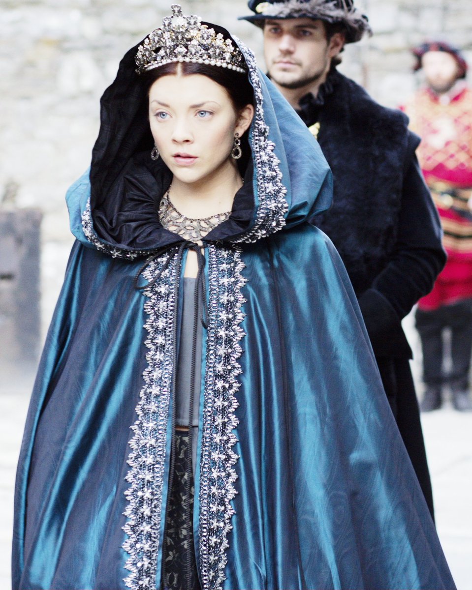 anne boleyn natalie dormer dresses