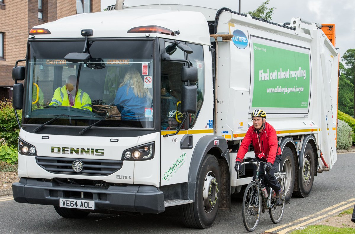 Fleetclear's tweet photo. @Edinburgh_CC makes #safecycling a priority. #Cyclear installed to waste and recycling fleet https://t.co/yPdJbDnvvH https://t.co/eLpabiwECO