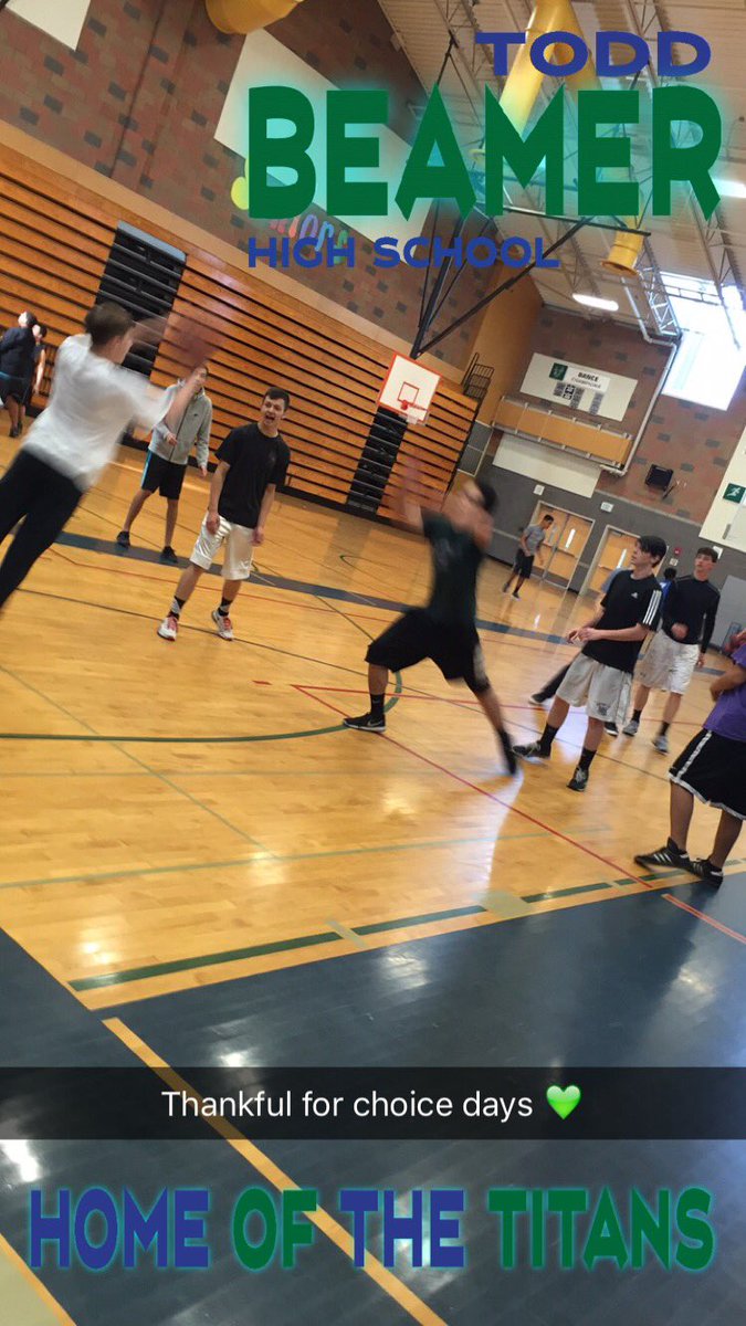 RutterPE's tweet photo. Thankful for choice days πβ‘οΈπ #ThankfulThursday #BeamerTitans @TBHS_IGNITE @Real_Mr_O https://t.co/Lkwoj4S7cf