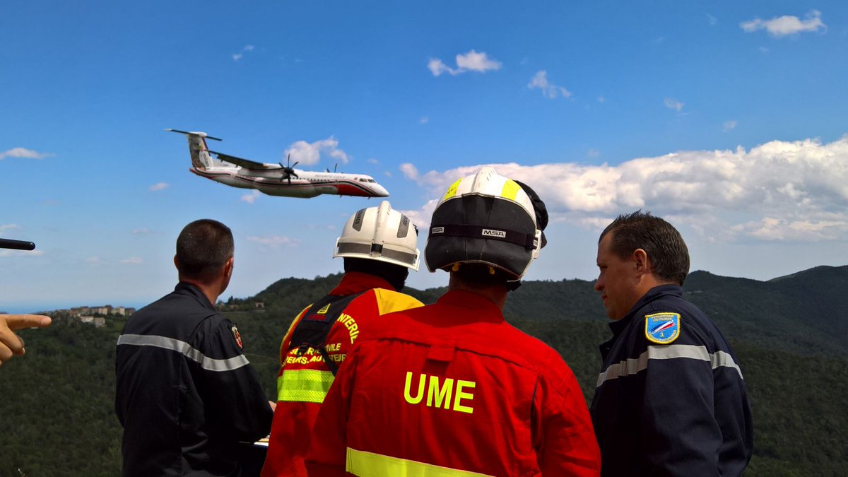 UMEgob's tweet image. Finaliza simulacro lucha contra incendios forestales #LCIF junto a nuestros compañeros de la #UIISC5 #StopIncendios