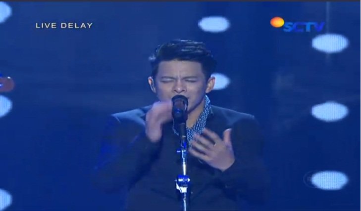SCTV's tweet photo. Sayang biarku sendiri. Nyanyi sama-sama yuk! #NOAHSingsLegends https://t.co/9Dmgs1w16Q