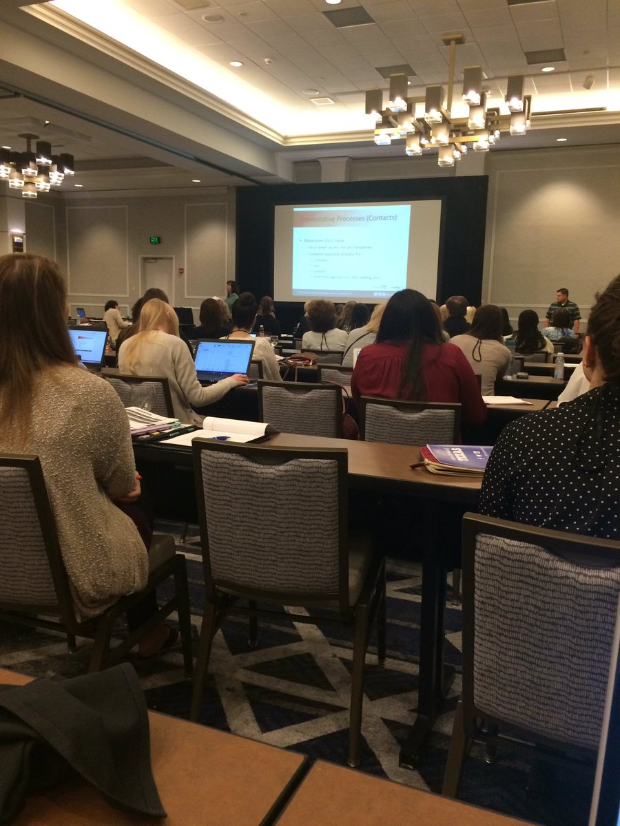 NicholsCareer's tweet photo. Learning about fraudulent job postings #csoconf. Thanks, @UVUCDC https://t.co/8uN8yBxXfU