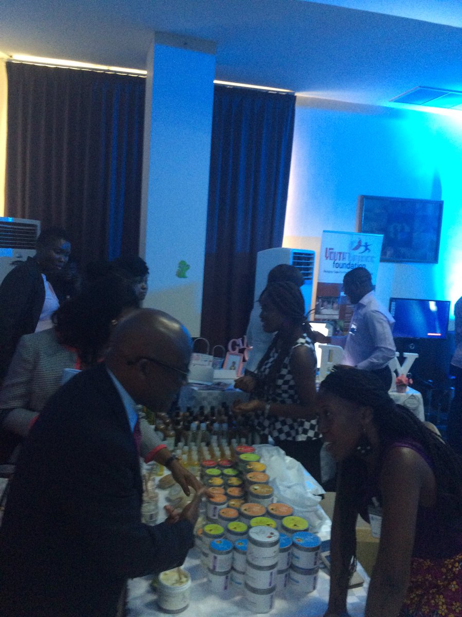 w_mbaye's tweet photo. @WashFellowship Partner expo #MWFcon16 https://t.co/Ps4KX5NYHy