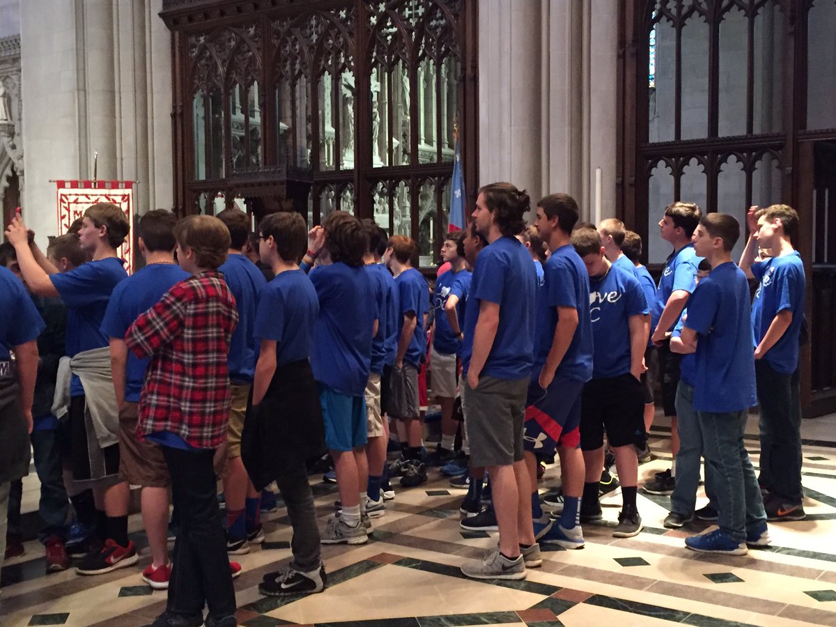 MMSTeam10DC's tweet photo. Scenes from the National Cathedral https://t.co/W8kxnhBE79