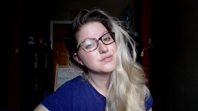 Woke up with killer bedhead today! https://t.co/XeStwBgFRe