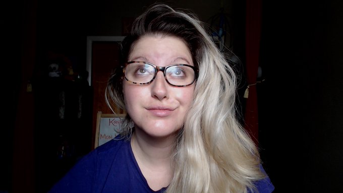 Woke up with killer bedhead today! https://t.co/XeStwBgFRe
