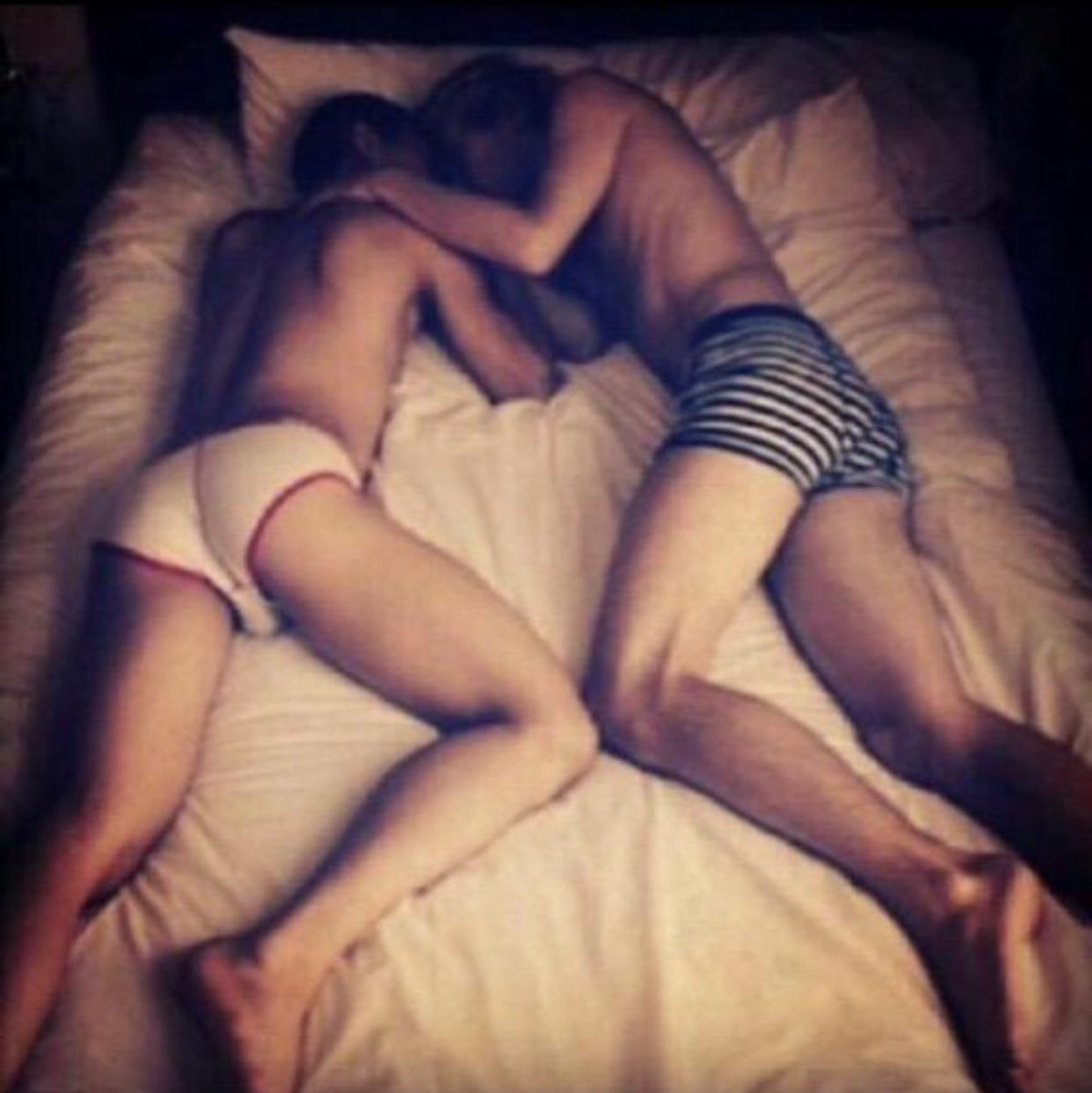 اللي يحب جذي يسوي ريتويت و يطلعلي في الخاص 
#اجمل_زب #يلا_ننحرف #مص #انحراف_سكر #هيا_نفسخ #نحاف_خقق #مبادل #ممحون