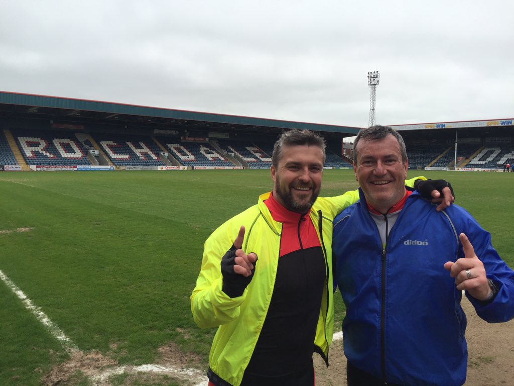 Davekell13's tweet image. First stop @RochdaleHornets for breaky. Still smiling. @john24welch 
#Warrington2Newcastle
#WolvesFoundation