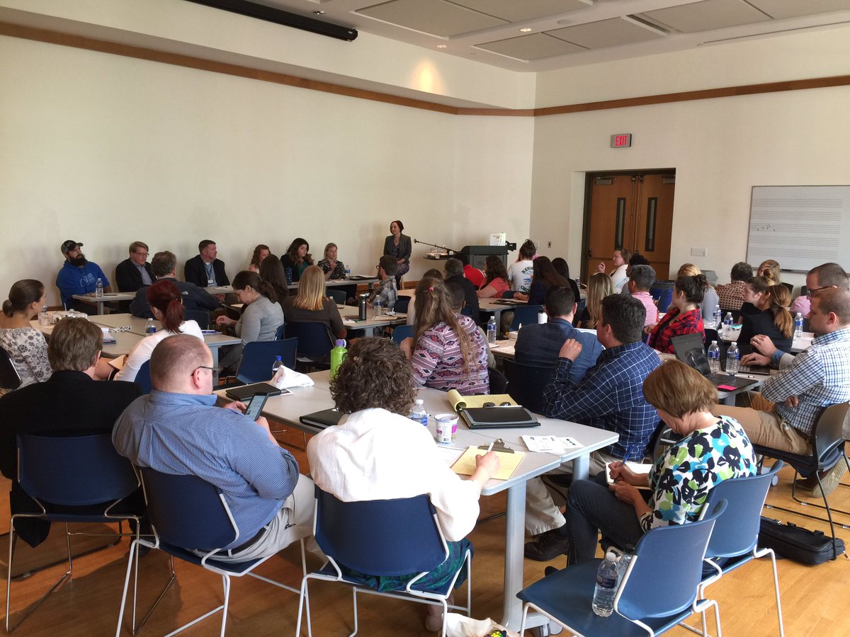 insightlanc's tweet photo. We have a very engaged audience today. Thank you all for coming #LancMG https://t.co/krN13j6wfQ
