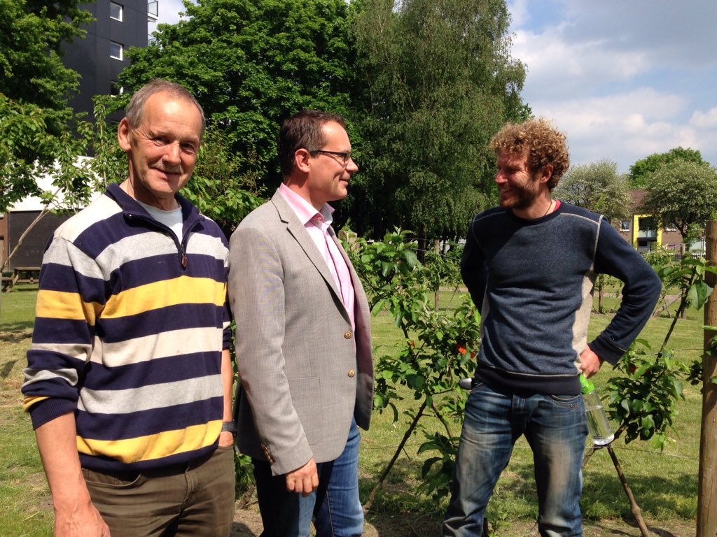Plukroute's tweet photo. Weer een mooie onderhoud dag #Plukroute @Stokhasselt. @JacobsMario kwam ook nog even een kijkje nemen. https://t.co/ThyaJpuM7a