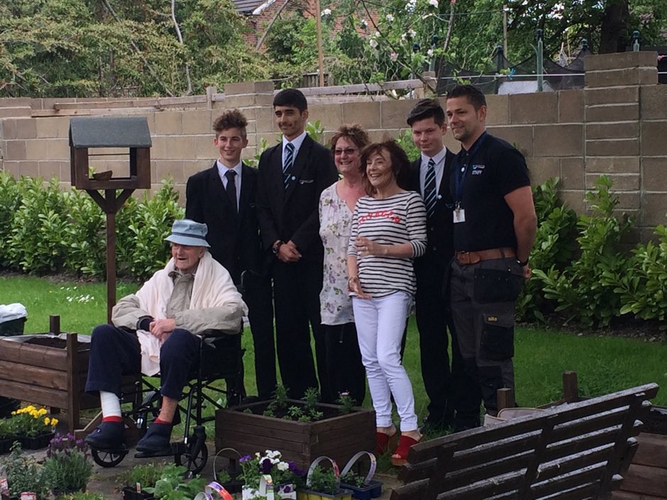 Bursting with pride today because of The South Leeds Academy year11 construction students! I love my job!
#lovetsla