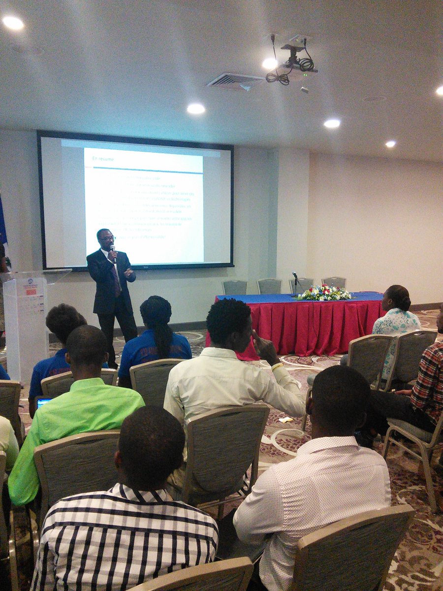PAPSW_Tech's tweet image. "Chaque problème est une opportunité d'affaire" Stéphane Bruno, FinTech Specialist
#PAPSW_TECH
#IEEE
#IEEE_HAITI