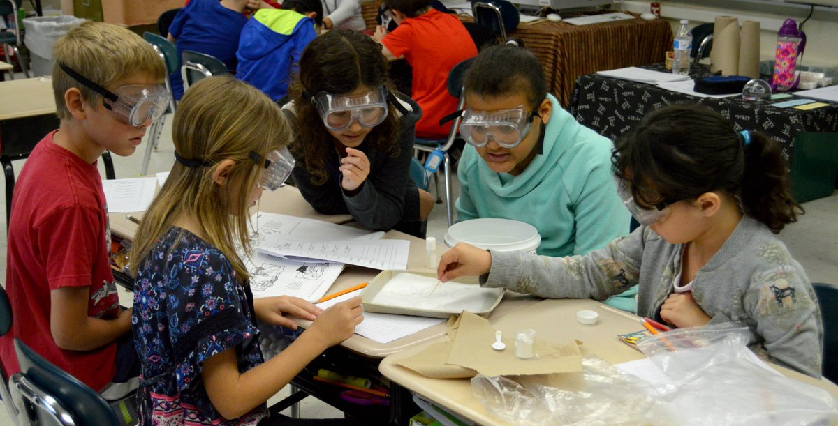 WestChesterASD's tweet image. These #ExtonES 3rd graders are conducting exciting science experiments as part of their chemistry unit