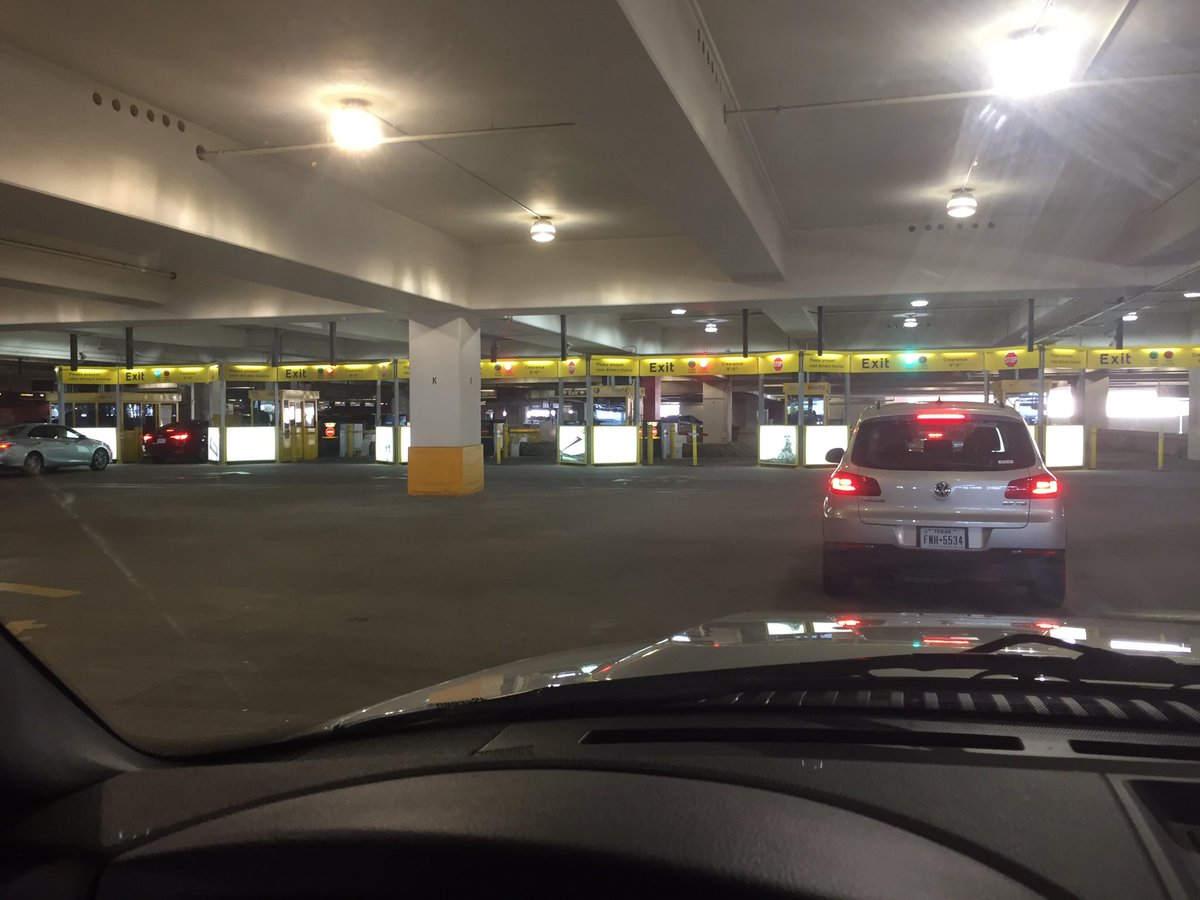 usethatguy's tweet photo. @Hertz you got 6 lanes, only 2 open, and 15 people standing around. Poor customer service has no excuses https://t.co/XIQGjEzMUA