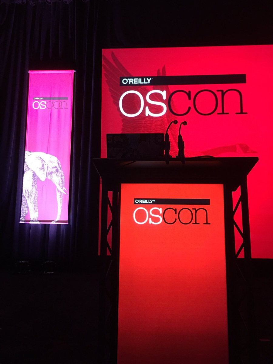 jeffborek's tweet image. The #HomeDepotIT guide "1 Microservice per 2 pizza team" @cgrant provides a gr8 session @oscon #APIgateways #cloud