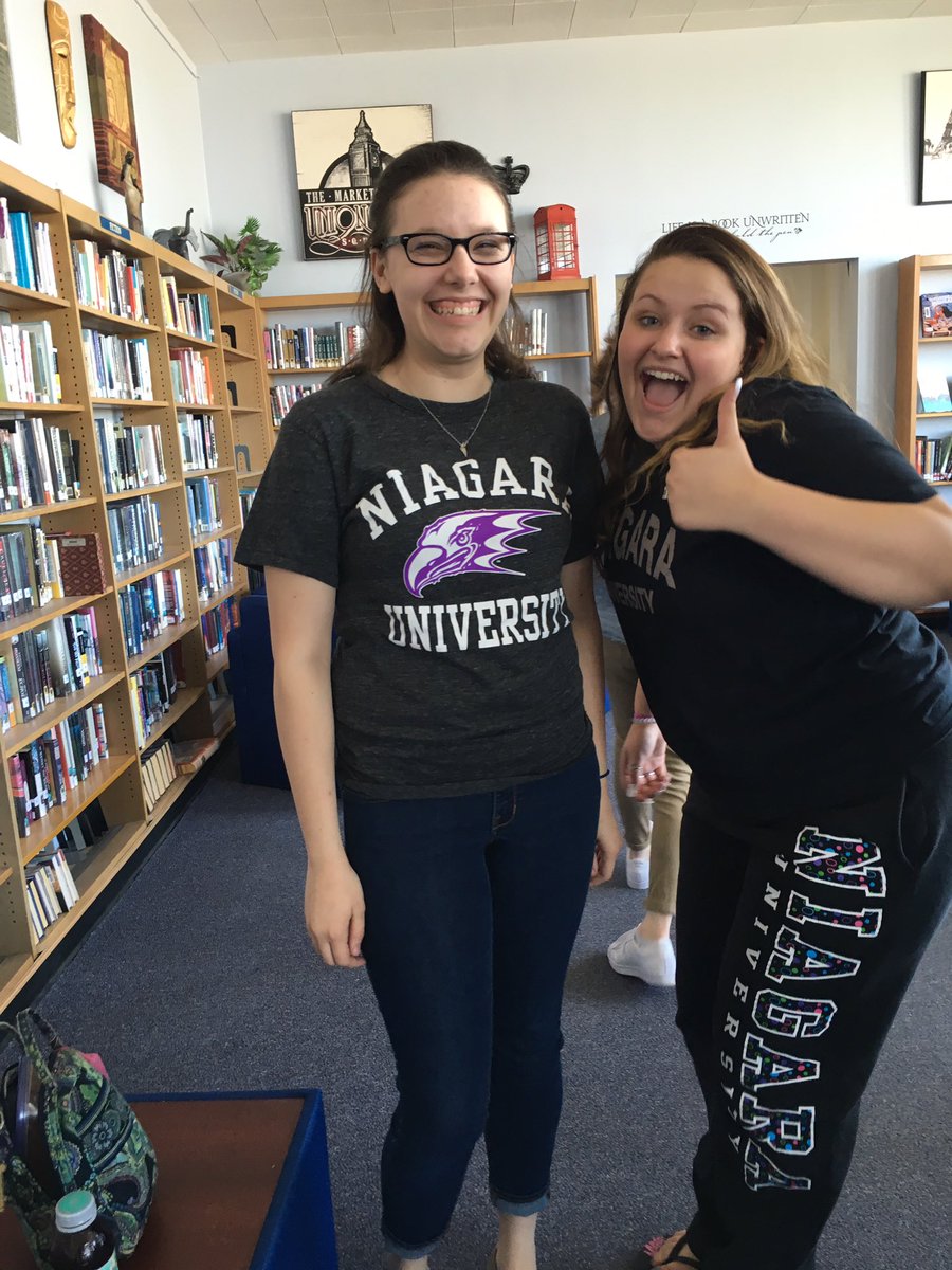 EnviroScentals's tweet photo. Megan McGraw (left), Marketing Specialist will be attending Niagara University for Biology and Bioinformatics 💜 https://t.co/bnwGDECp2t