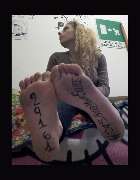 #C4SBareYourSoles  #soles #barefoot #fetish #footfetish https://t.co/QMTDgB17i5<a href="/tag/c4sbareyoursoles"class="tags">#C4SBareYourSoles</a><a href="/tag/soles"class="tags">#soles</a><a href="/tag/barefoot"class="tags">#barefoot</a><a href="/tag/fetish"class="tags">#fetish</a><a href="/tag/footfetish"class="tags">#footfetish</a>