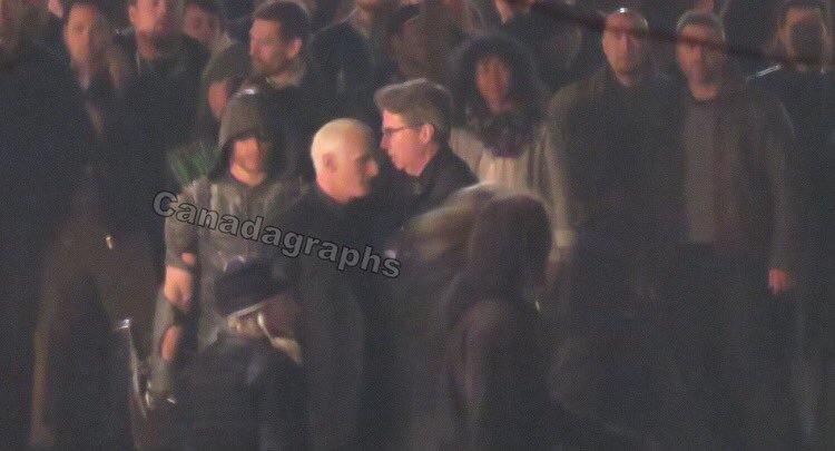 ArrowUpdates's tweet photo. 📷 - BTS du 4x23 : https://t.co/4dURUOxocx