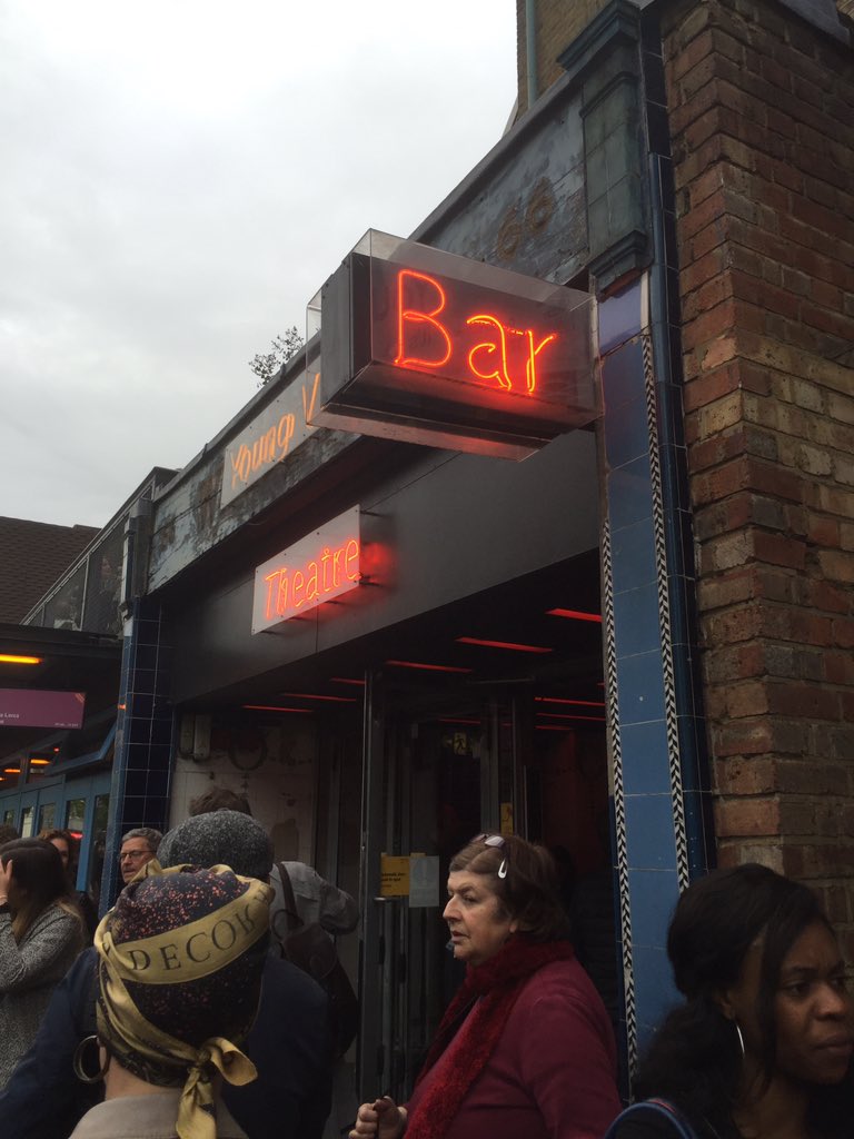 FlyingEye1's tweet photo. A night out in London for press of #blue/orange at the lovely @youngvictheatre #neon #greyskiesoflondon SC https://t.co/RYRenwvyin