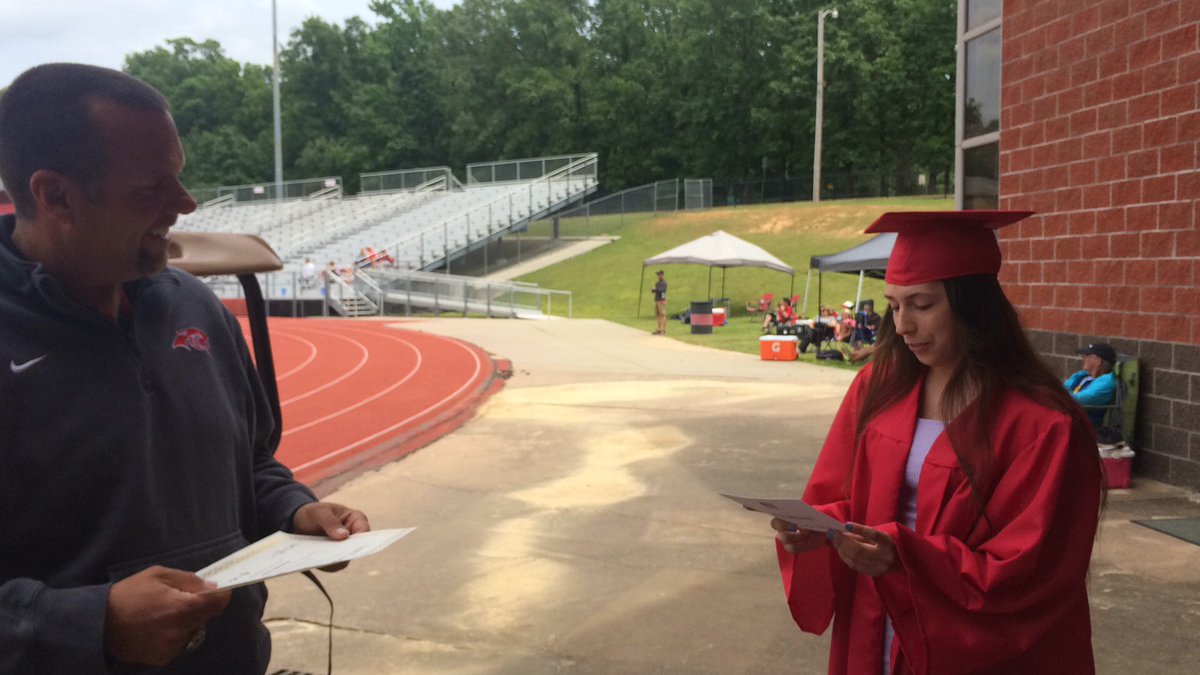 CabotAthDept's tweet image. Congrats Coach Chris Beavert on receiving a Life Impact award today from @CabotHigh senior! @CabotTrack_XC @cabotsd