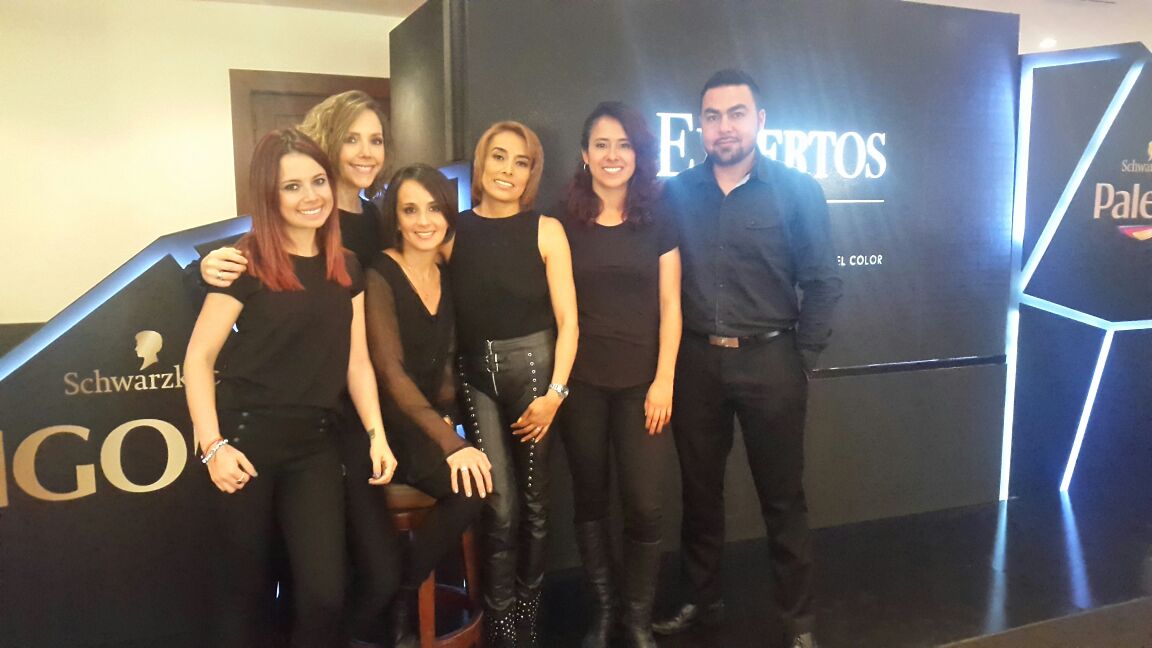 beyondcol's tweet image. Charla de Imagen Profesional dictada por Beyond Consulting, en Convención de Expertas Schwarzcopf de HENKEL