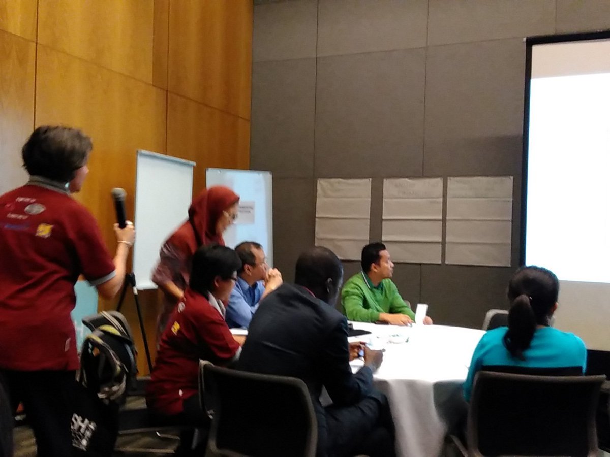 andreshuesoWA's tweet image. Debunking myths and expanding frontiers of #urban #sanitation at the #WASH2016 conference in Brisbane