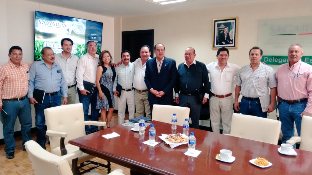 DesdeGto's tweet photo. @ASERCA_mx instaló el Comité de Atn a riesgos climáticos, agrop&amp;DeMercado #CIARCAM @ppcalzada @Mely_Romero @linosma https://t.co/KPYcGf5THK