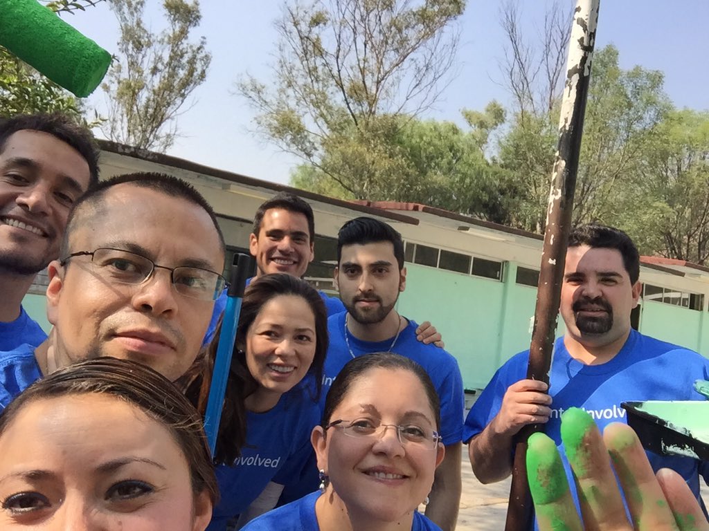 JOmarTN1's tweet photo. Selfie that matters #IamIntel #IntelSecGives https://t.co/Jm5HWsk0W5