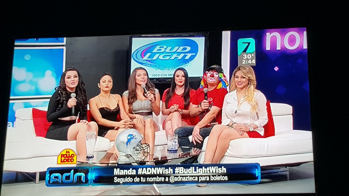 faustorobledo's tweet photo. @adnazteca #ADNWish ojala y si regalen boletos porque quiero ir al evento y ver el juego disfrutando de budlight https://t.co/j8cwusnrWi