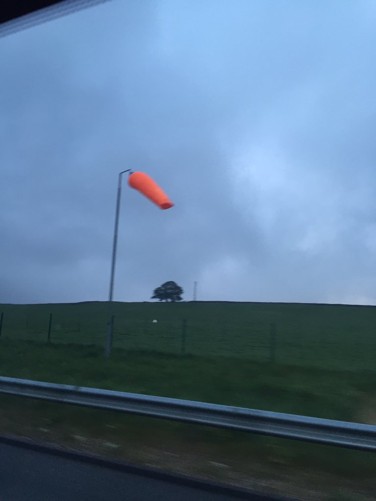 3_Peaky_Chaps's tweet image. These wind socks seem to be getting higher towards Scotland #3peaks @SimplyCycling1