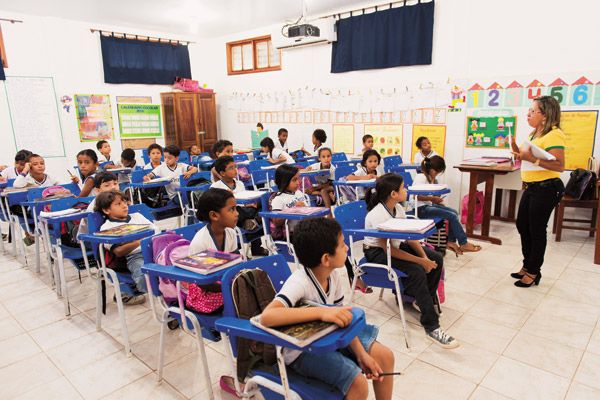 ForcaVerdeRS's tweet photo. Notícia: Avança projeto pela educação em tempo integral nas escolas municipais de POA.
Leia: https://t.co/1I5To4QIgw https://t.co/2XvOkcZsGg