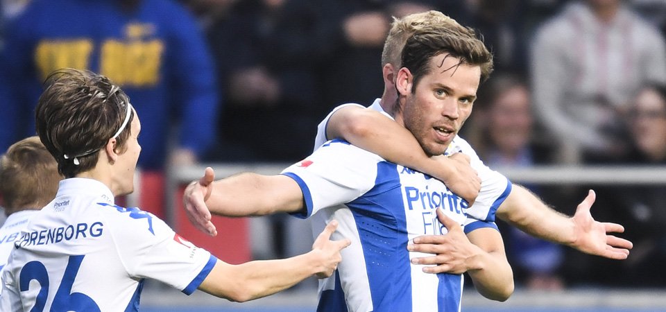 IFKGoteborg's tweet photo. Emil poängräddare mot "Peking" #ifkgbg #superuke https://t.co/fHDQd33aW5 https://t.co/J9LjrgUFf1