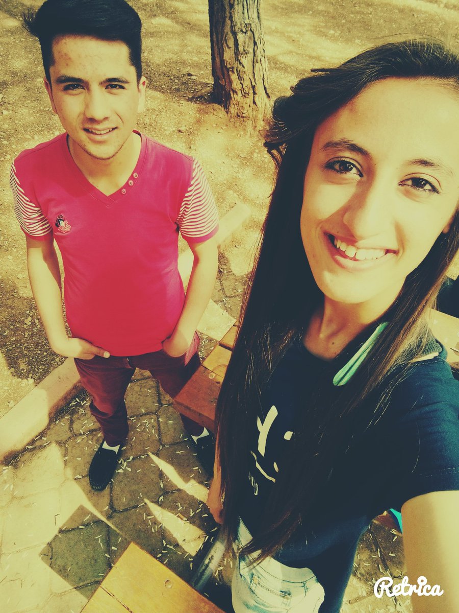 oktaykarada15's tweet image. Mutlu Olmam Gülmeyle #Şbnm ❤