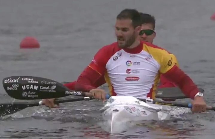 policia's tweet photo. !!Felicidades, @Saul_Craviotto!! Nuestro compañero se ha clasificado🎖hoy para los #JJOO de #Rio2016  ¡A por el Oro!✌ https://t.co/RKPWQIRC2i