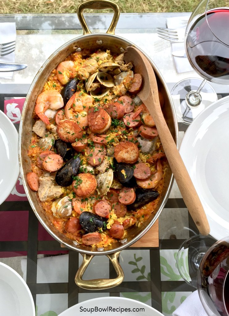 emilybrandsma's tweet photo. Seafood &amp; Sausage Paella https://t.co/jGDqgKEm0X https://t.co/g8CauGMXBZ