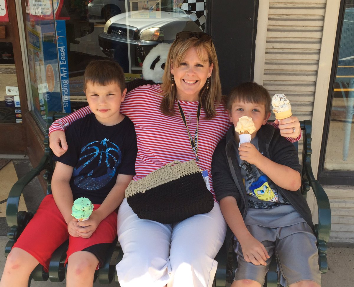 Ice cream in <a href="/DowntownNoblesv/">Downtown Noblesville</a> with our <a href="/NoblNorth/">NorthElementary</a> carnival winners! <a href="/caseymccrady/">Casey McCrady</a>