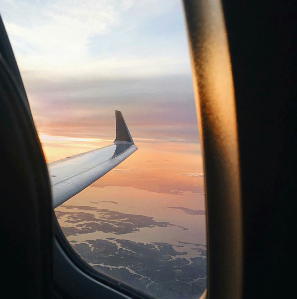 ema_ssl1900's tweet photo. #LosAngels #California #BusinessClassSuite ✈🔝😍 https://t.co/PhipHPia4F