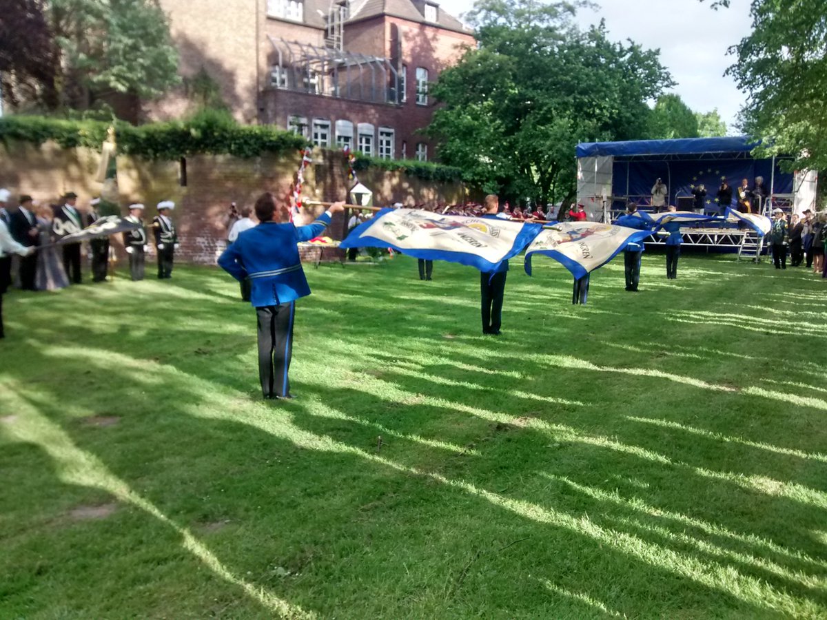 St.Bavo bij 200 jaar grensland verbonden.